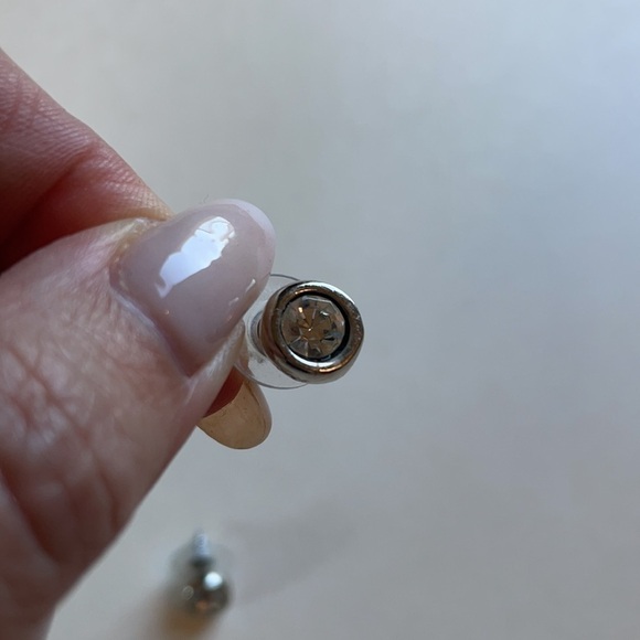 Elegant Silver Stud Earrings with Faux Diamonds - Picture 2 of 4